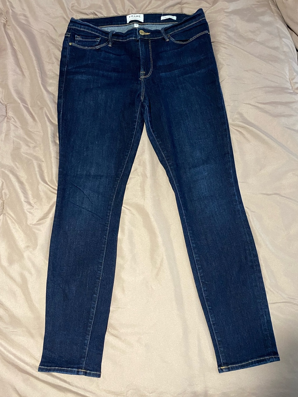 Frame Denim Le Skinny de Jeanne Dark Wash Skinny Jeans Queensway Wash Size 32